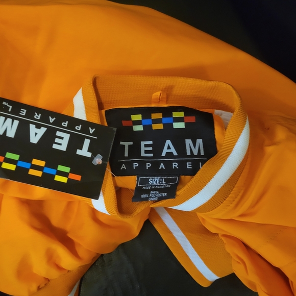 Team Apparel Orange V-Neck Game Day Pullover - Picture 3 of 3